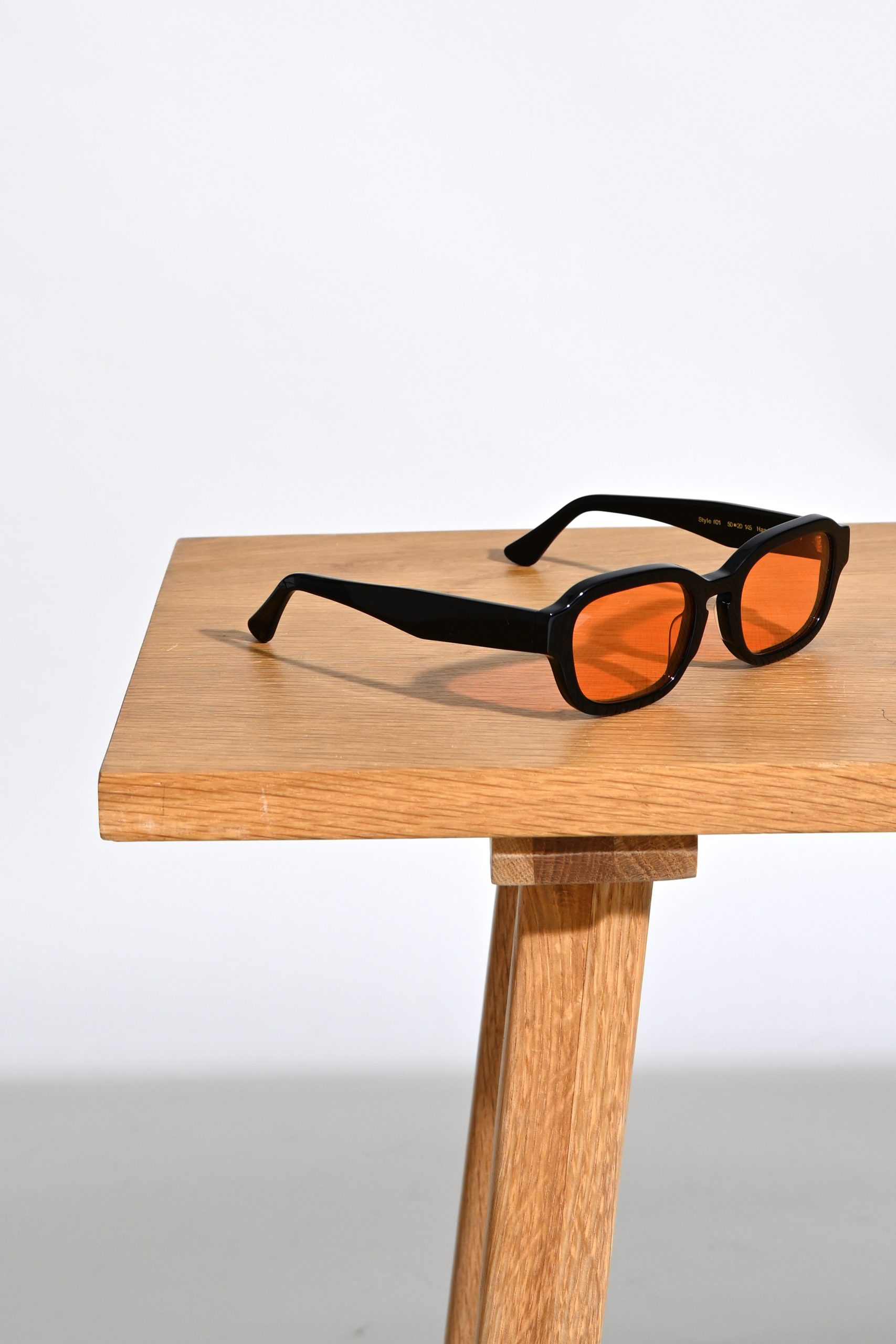 COLORFUL STANDARD Sunglass 01 Deep black solid