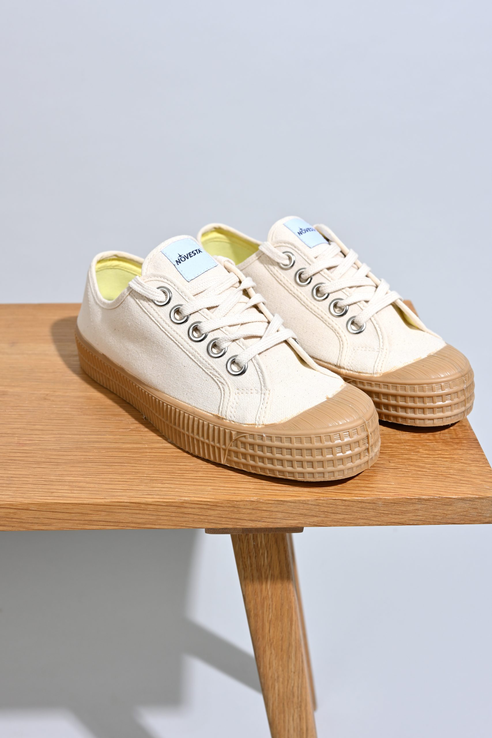 NOVESTA Basket STAR MASTER White gum