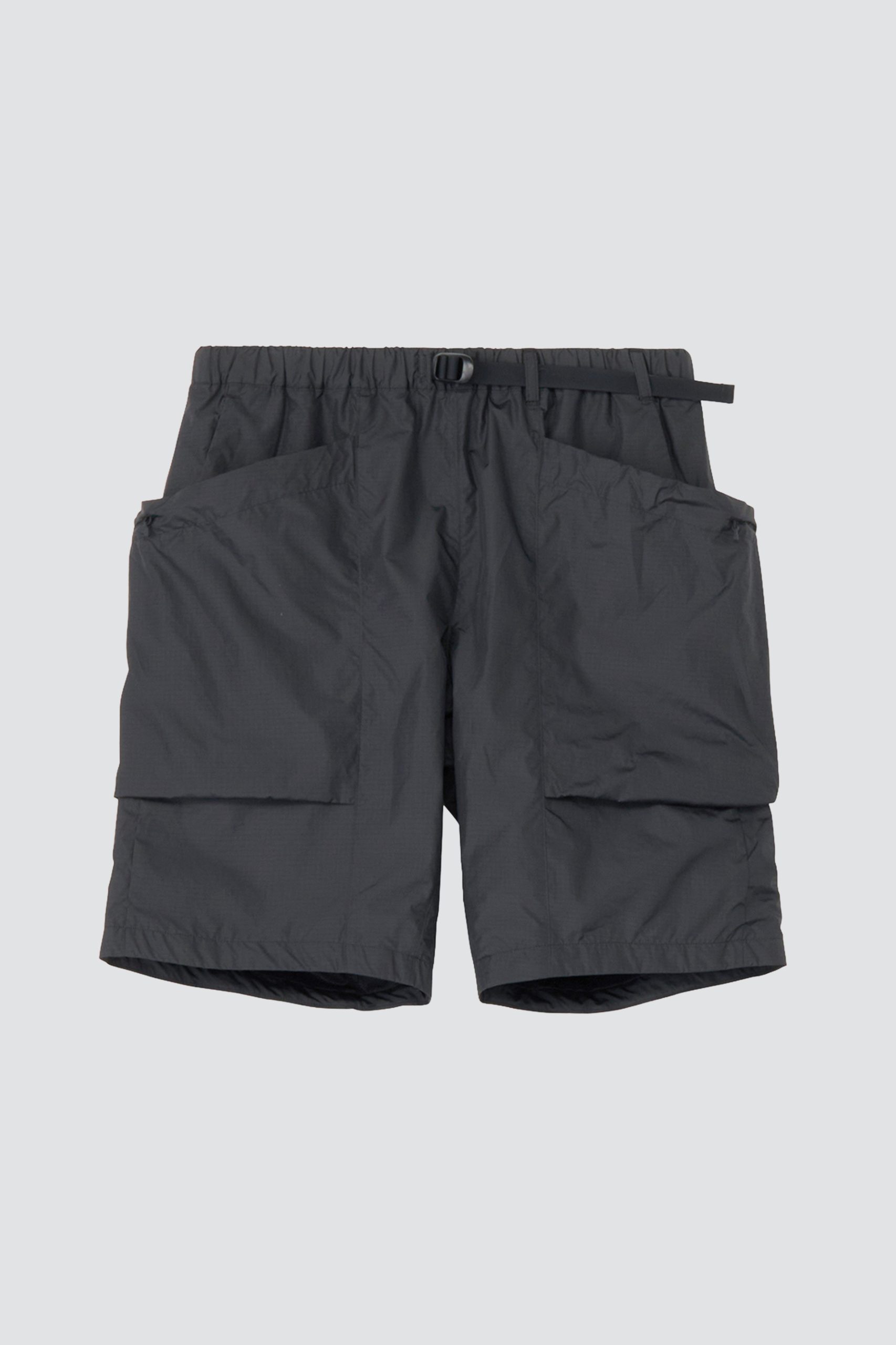 GOLDWIN Rip-stop Shorts Black